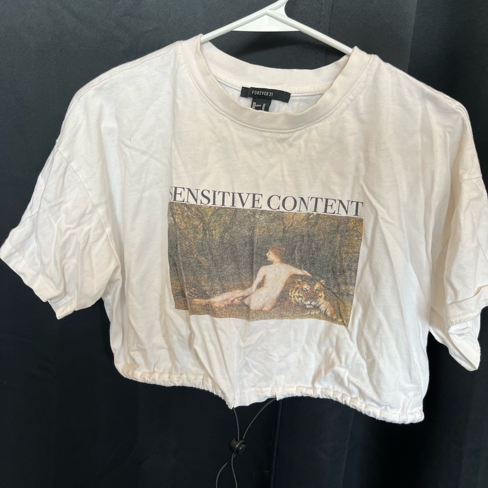 Forever 21 Graphic White Crop Top